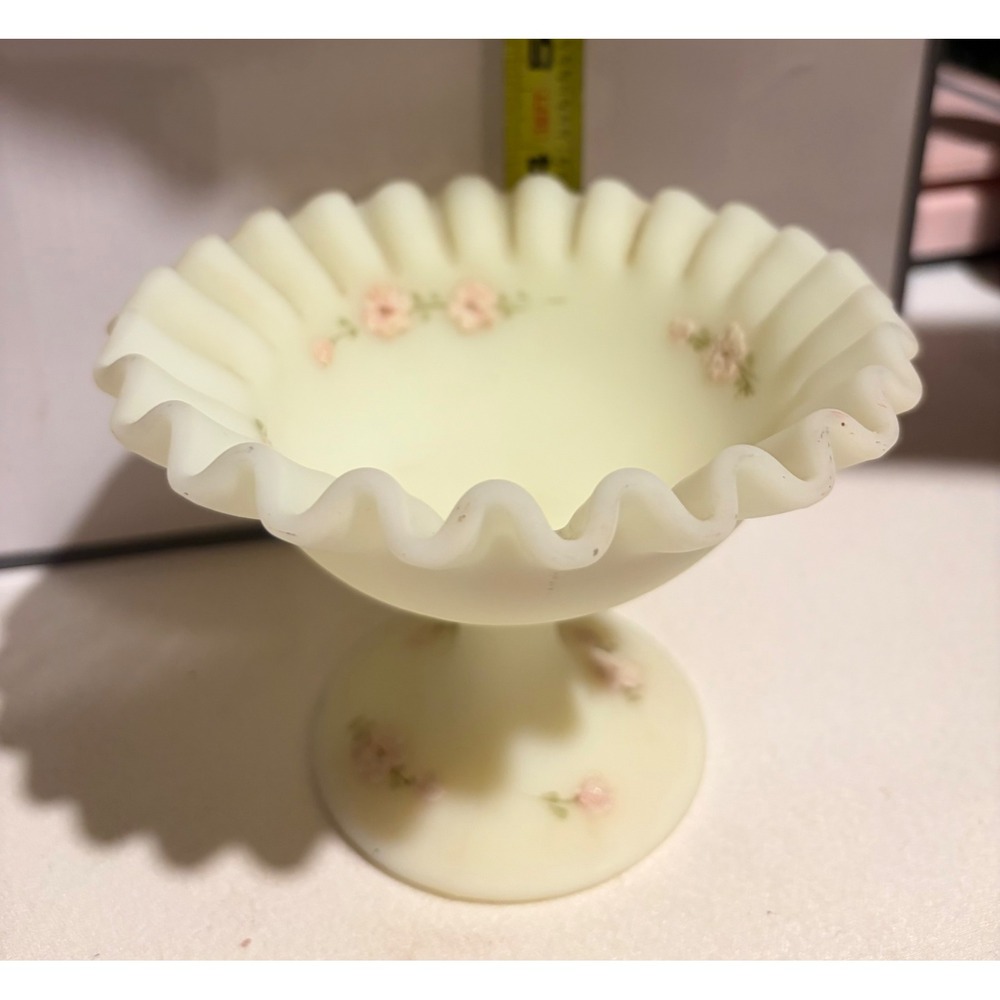 Fenton Custard Uranium Glass Compote Hand Painted Floral Ruffled Dish 5.25" - Picture 4 of 5